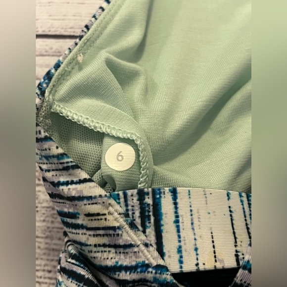 Lululemon Pure Practice Sports Bra - Picture 6 of 7